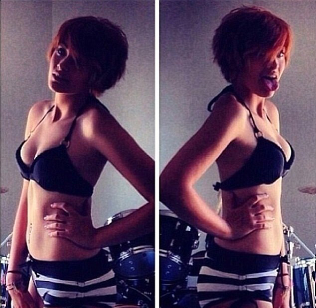 Paris Jackson de biquíni Paris Jackson de biquíni